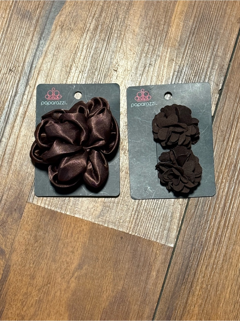 Paparazzi Dark Brown Floral Clip Trio